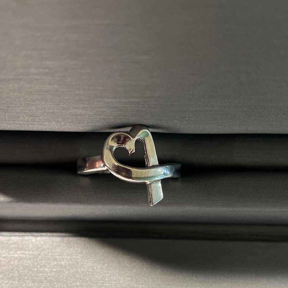 Tiffany & Co. Silver 925 Band with heart accent-size 6 - Picture 1 of 5